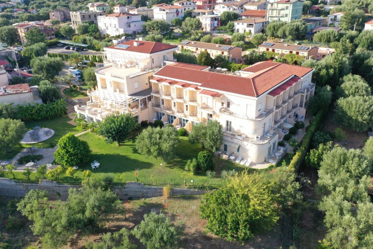 Hotel America Marina di Camerota Exterior photo