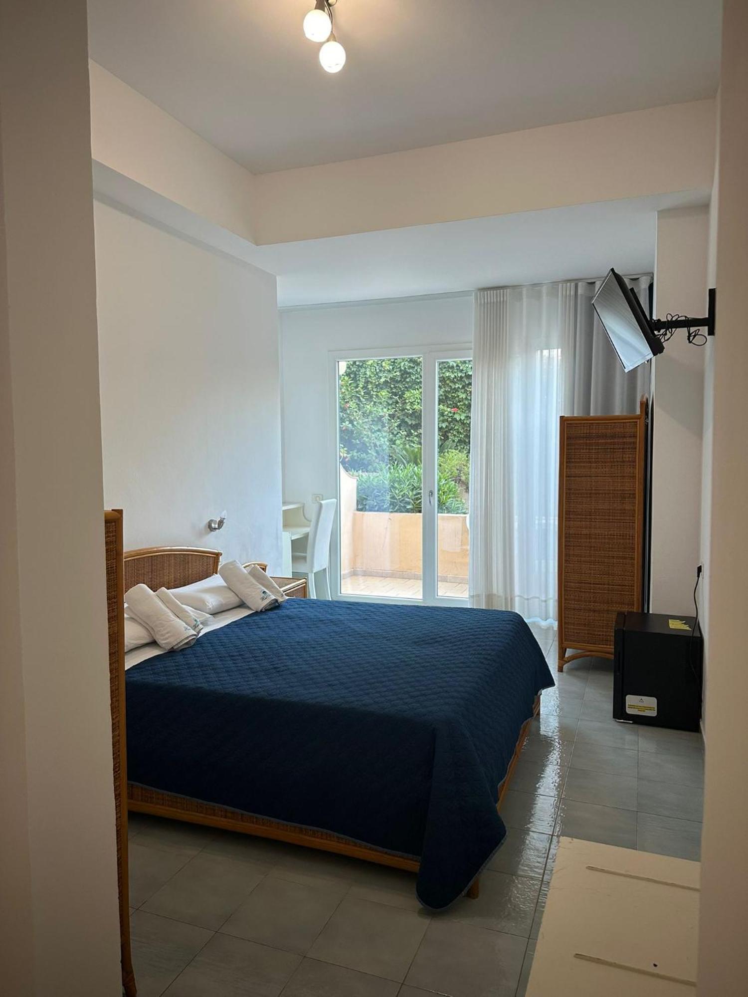 Hotel America Marina di Camerota Exterior photo
