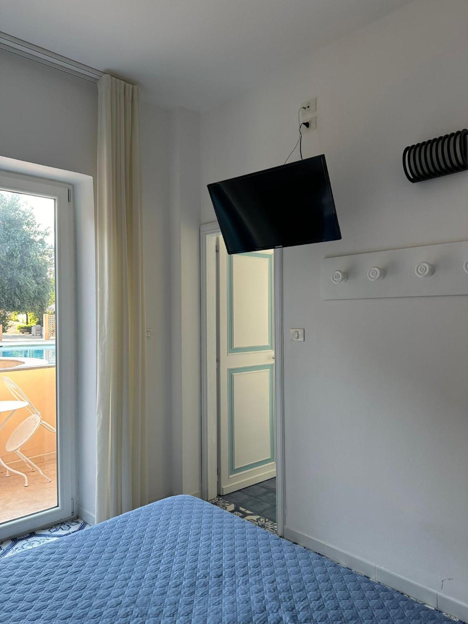 Hotel America Marina di Camerota Exterior photo