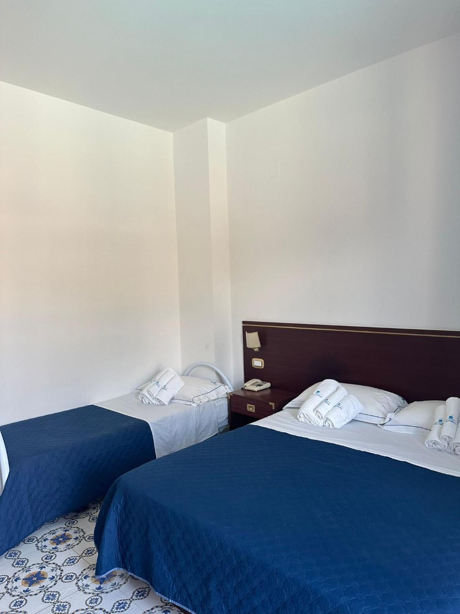 Hotel America Marina di Camerota Exterior photo